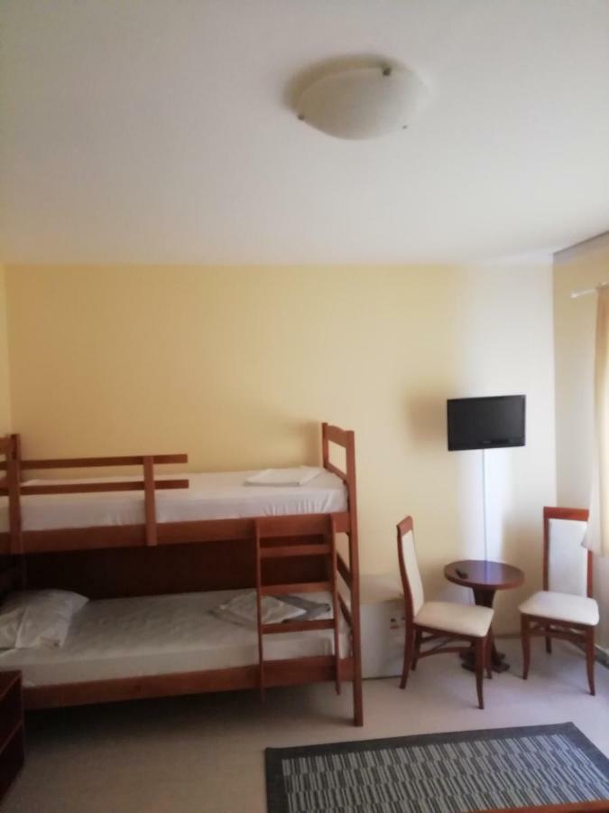 Accommodation Elegance Ниш Экстерьер фото
